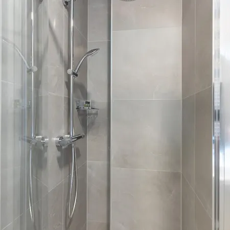 Chloe'S Luxury Apartment & Ev Charger & Free Private Parking Budapest Exterior photo